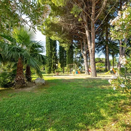 Attractive In With Garden